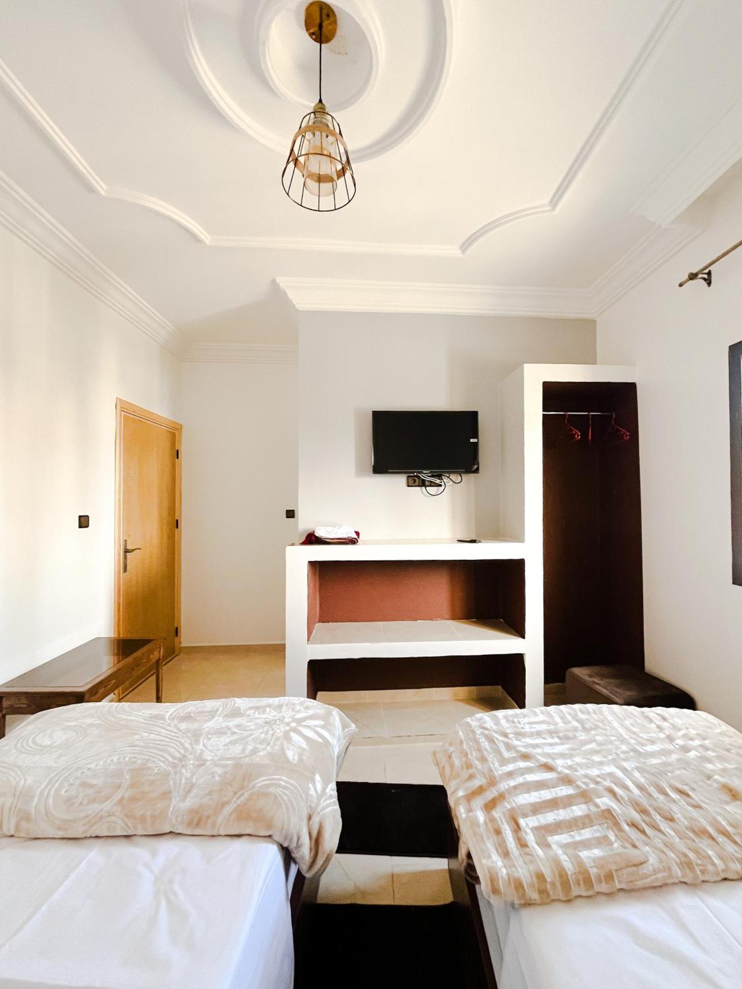 Hotel Ahmed Ali Dakhla Exterior photo